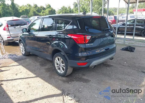 2019 Ford Escape Se from USA, damaged, VIN 1FMCU9GD3KUB43174
